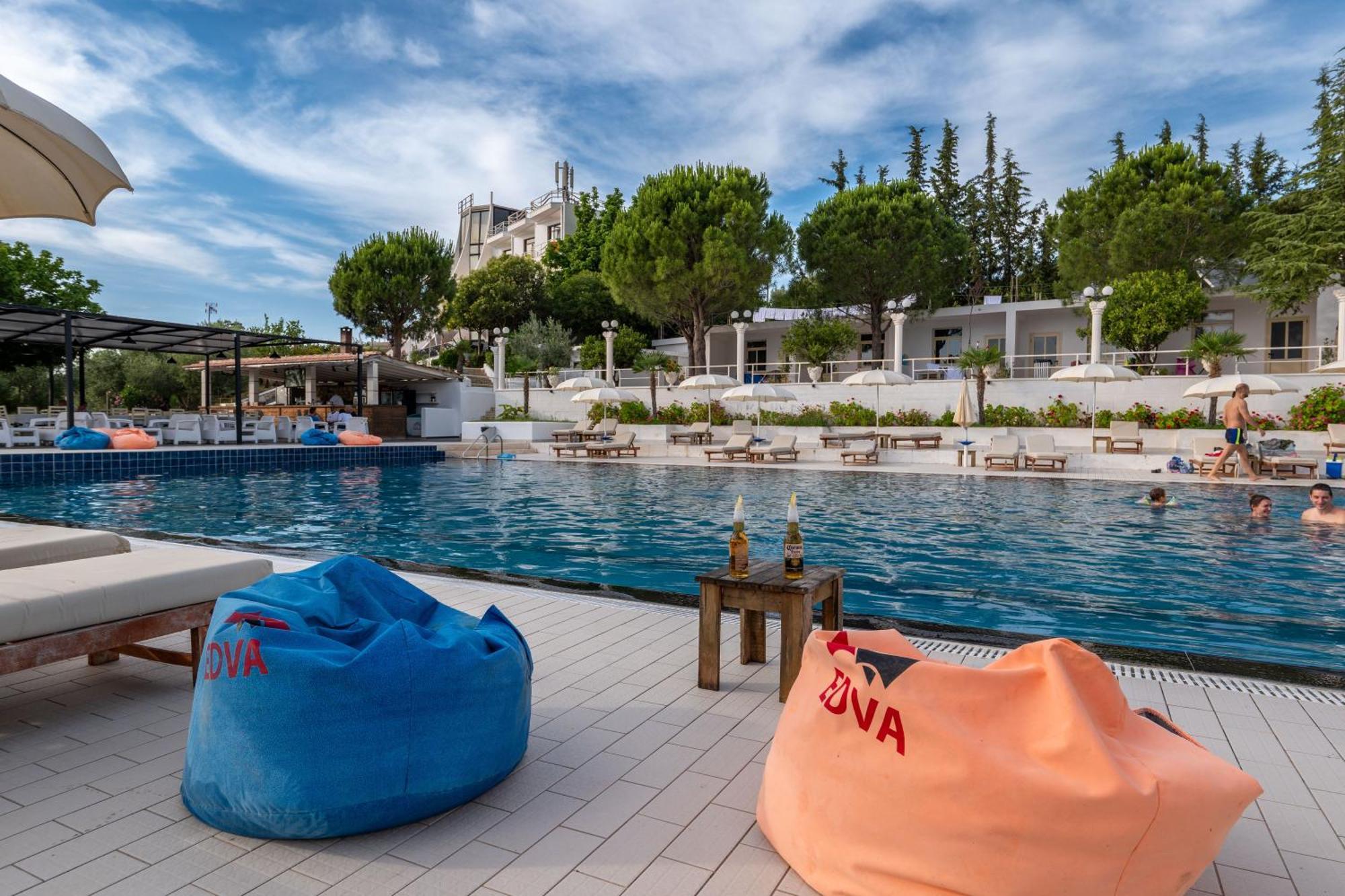 Edva Resort Radhima Kültér fotó
