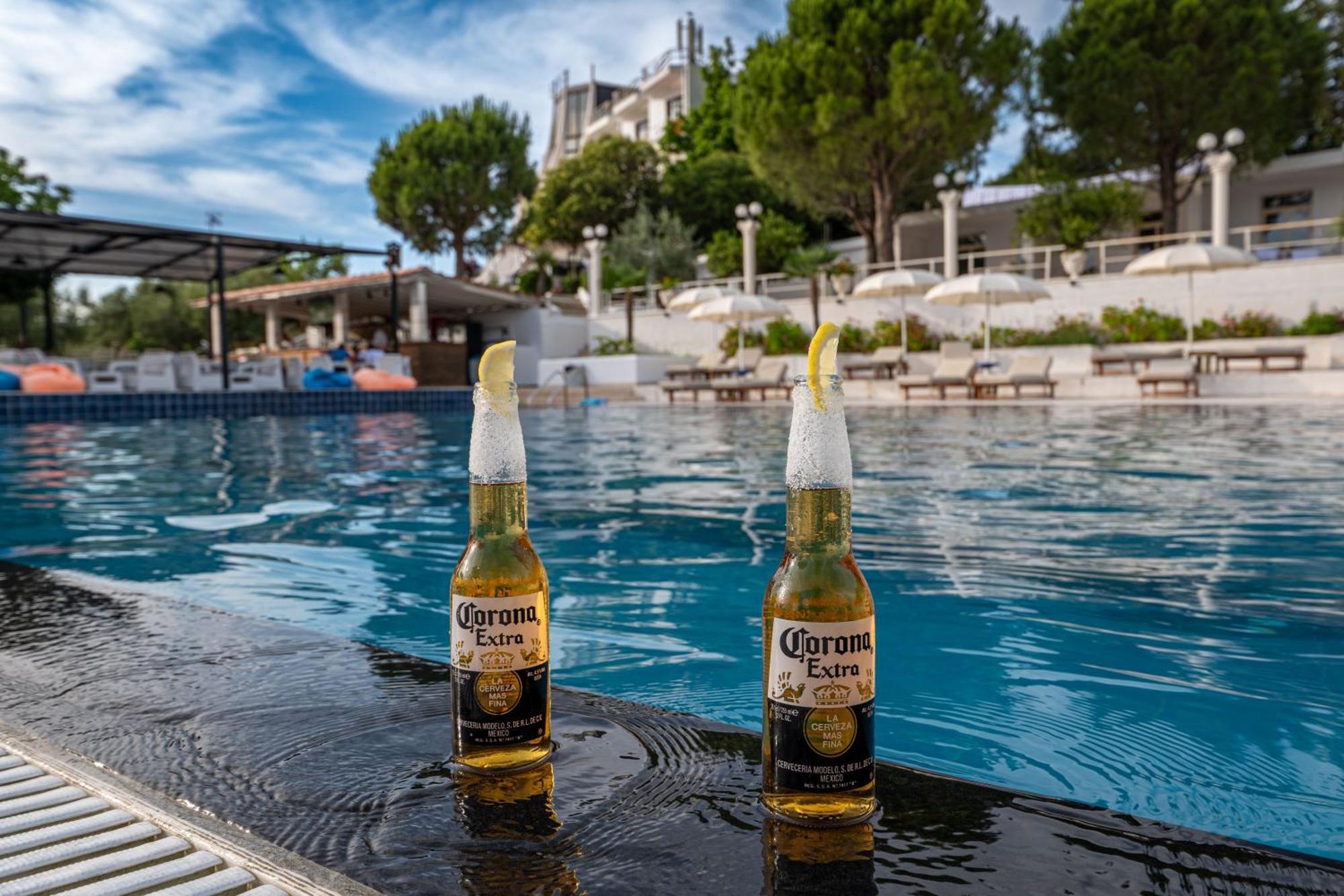 Edva Resort Radhima Kültér fotó